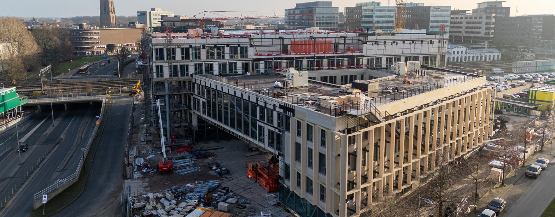 Caniveau au sol &agrave; la Maison de la Ville d'Amersfoort